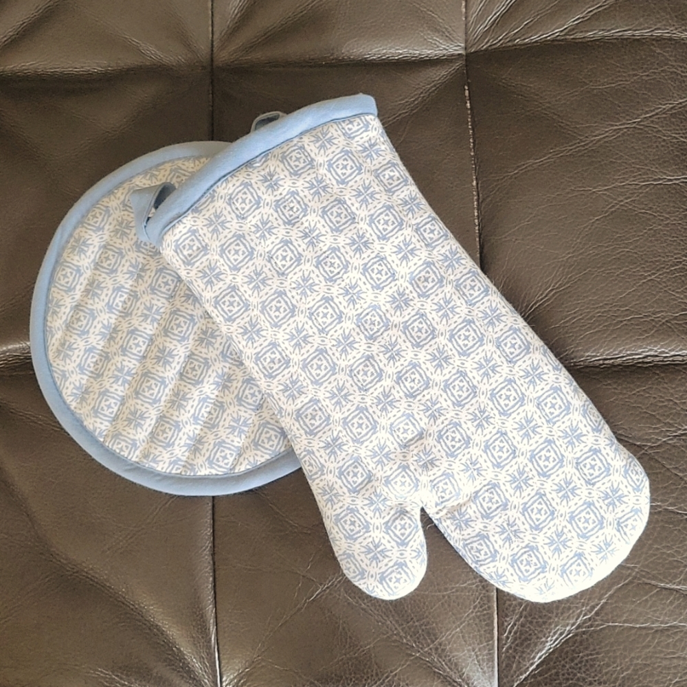 Threshold oven mitt & potholder set & dishcloths - Picture 6 of 8